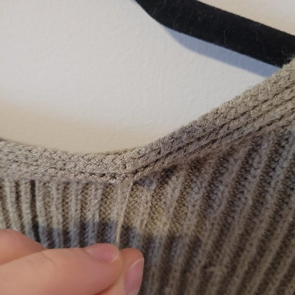 Bubble Soft Sweater - Picture 7 of 9